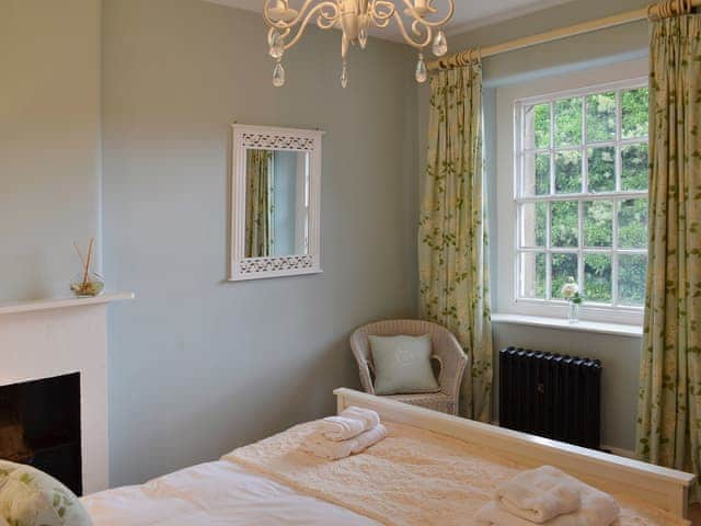 Double bedroom | Starry Cottage, Bakewell