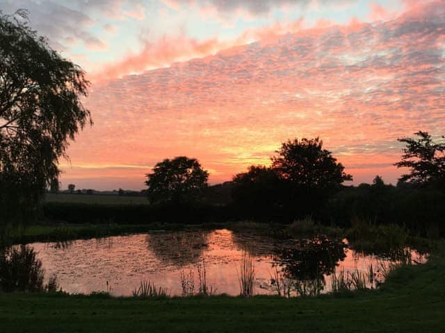 Sunset View | The Owl House, Bishops Waltham