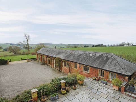 A luxurious holiday retreat | The Stables, Weedon, near Daventry