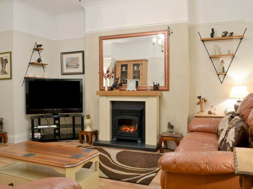 Cosy living room | Chestney House - Chestney House & The Hayloft, Hunstanton