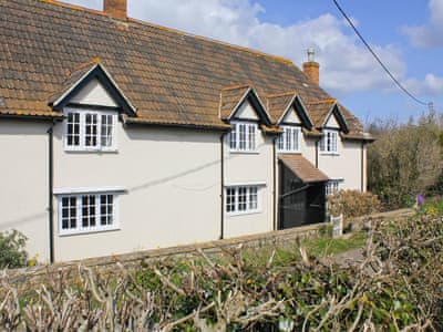 Charming 250 year old farmhouse in South Somerset | Dairy House Farm, Bickenhall, near Taunton