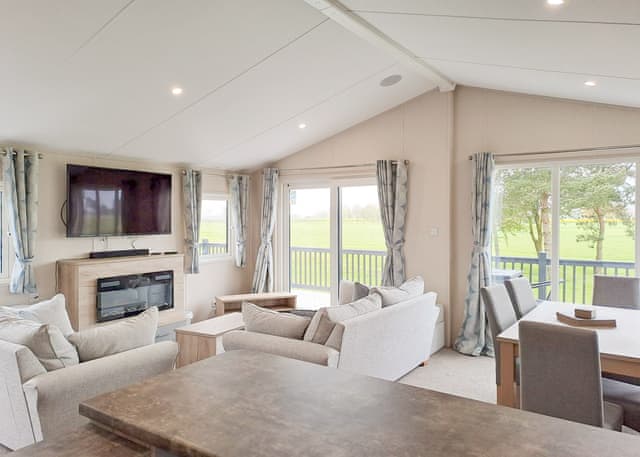 Turnberry Lodge - Addlethorpe Country Park, Addlethorpe