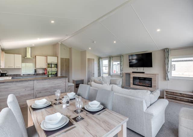 Turnberry Lodge (Pet) - Addlethorpe Country Park, Addlethorpe