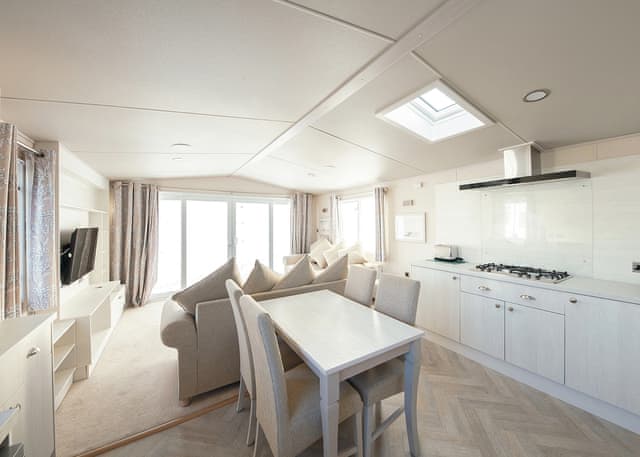 Allhallows Gold 3 Pet - Kent Coast Holiday Park, Nr Rochester, Kent