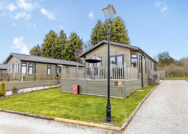 Retreat - Ashby Woulds Retreat, Overseal, Nr Ashby-de-la-Zouch