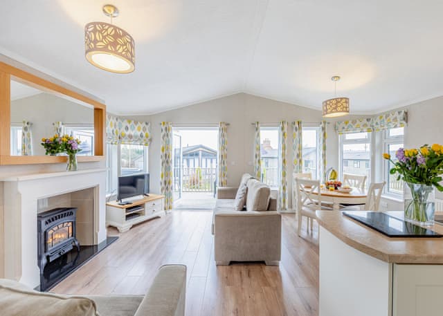 Retreat - Ashby Woulds Retreat, Overseal, Nr Ashby-de-la-Zouch