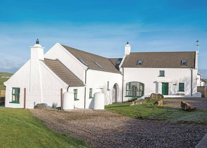 Ballylinney Holiday Cottages In Bushmills Holiday Parks Book