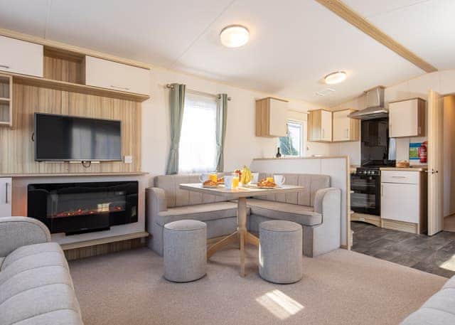 Gold Plus 2 Bedroom Caravan (slps 4) - Brynteg Country and Leisure Retreat, Llanrug