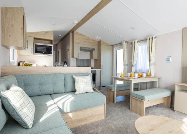 Gold Plus 3 Caravan with Decking - Brynteg Country and Leisure Retreat, Llanrug