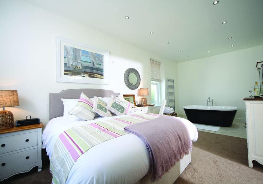 Typical | The Suite Apartment - Beach Cove Coastal Retreat, Hele Bay, Ilfracombe