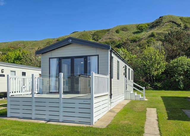 Raithlin - Bennane Shore Holiday Park, Lendalfoot