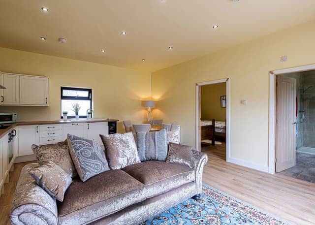 The Tack Room - Beech Tree Park Cottages, Hatfield Woodhouse, Nr. Doncaster