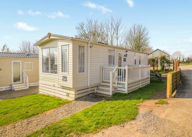 Classic Three Bedroom (Pet friendly) - Bucklegrove Holiday Park, Cheddar,