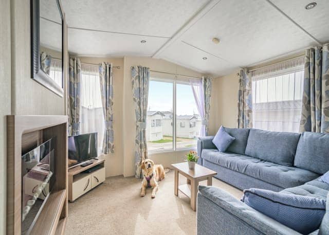 Typical | Classic Three Bedroom (Pet friendly) - Bucklegrove Holiday Park, Cheddar,