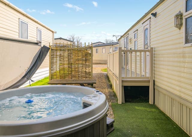 Popular Two Bedroom - Bucklegrove Holiday Park, Cheddar,