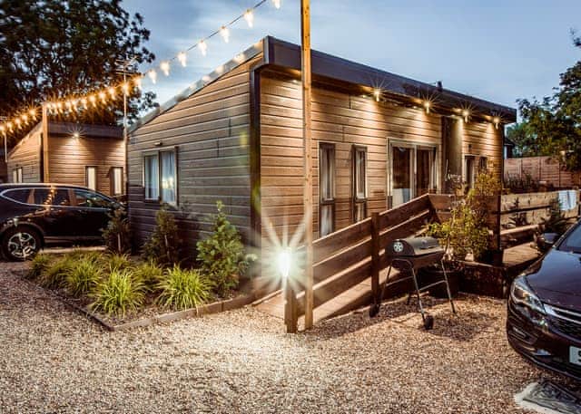 Liv Lodge 2 Bed - Black Bull Retreat, Barmston