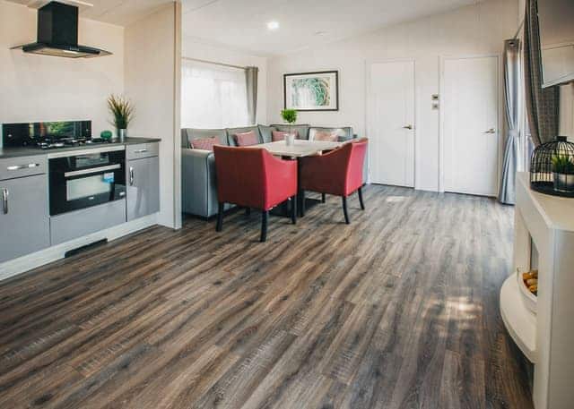 Liv Lodge 2 Bed XL - Black Bull Retreat, Barmston
