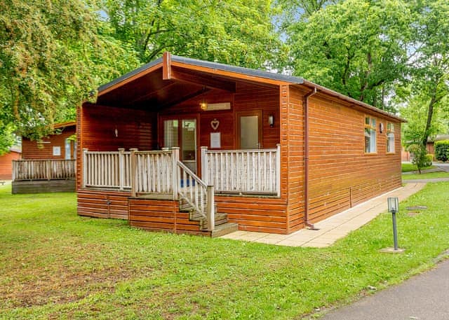 Juliet Lodge - Bluewood Lodges, Cotswolds