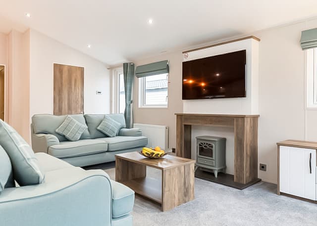 Platinum Lodge 2 Sleeps 4 Pet Friendly - Broadland Sands, Corton, Lowestoft