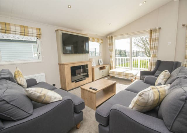 Platinum 3 Pet Friendly Lodge - Broadland Sands, Corton, Lowestoft