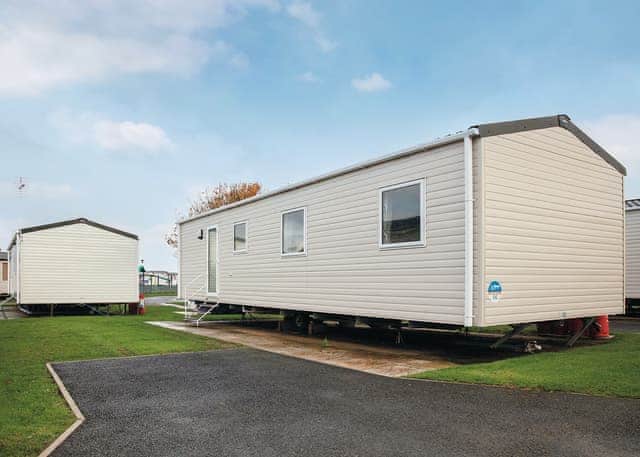Caister Bronze 2 - Caister on Sea Holiday Park, Nr Great Yarmouth,