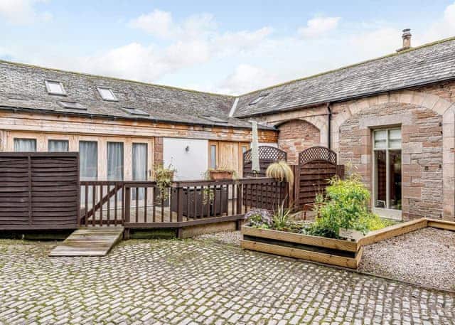 The Carriage House - Calthwaite Hall Lodges, Calthwaite, Nr Penrith