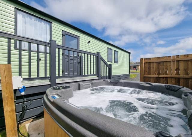 Tweed Retreat2 Bedroom - Coldstream Holiday Park, Coldstream