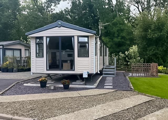 Typical Premium Caravan | Premium Caravans - Cenarth Falls Resort, Newcastle Emlyn