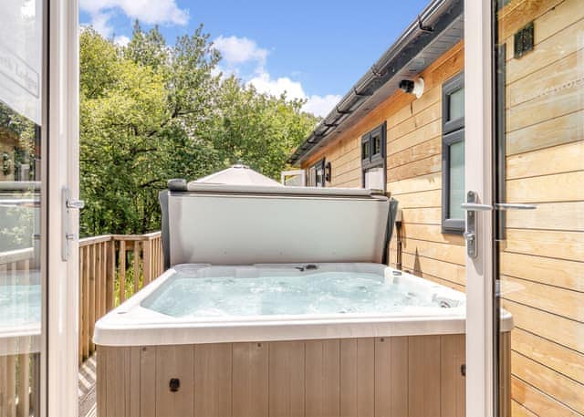 Amour Deluxe - Charlesworth Lodges, Glossop