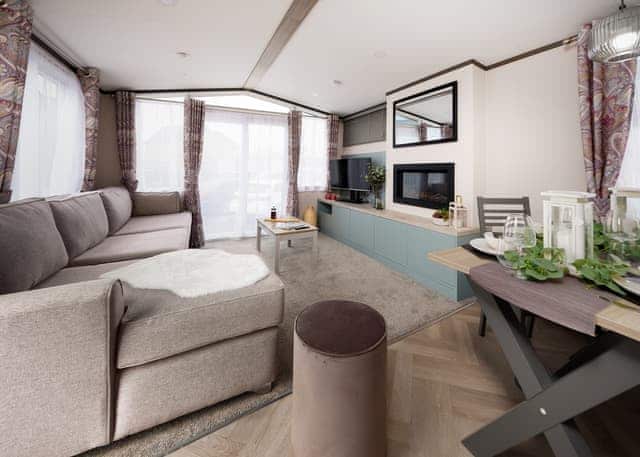 2023 Superior 2 Dog Friendly - Chesil Beach Holiday Park, Weymouth