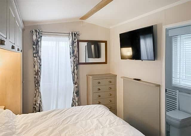 Signature 2, 4 Berth - Chesil Beach Holiday Park, Weymouth