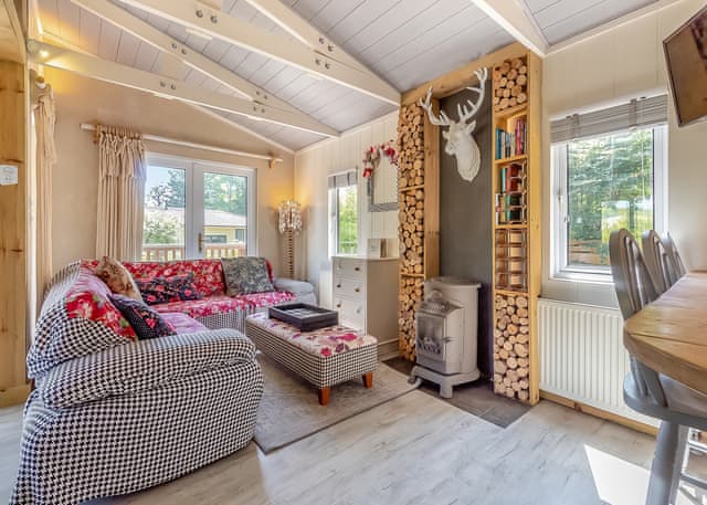  Revamp Retreat - Cliff House Holiday Park, Dunwich