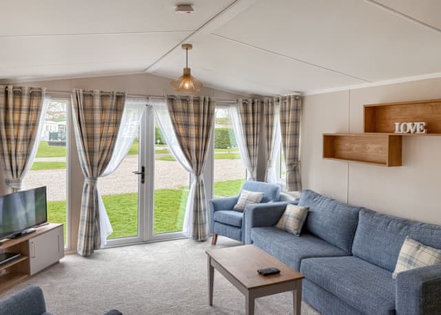 Luxury 2 Bedroom (Pet Friendly) - Campsie Glen Holiday Park, Fintry