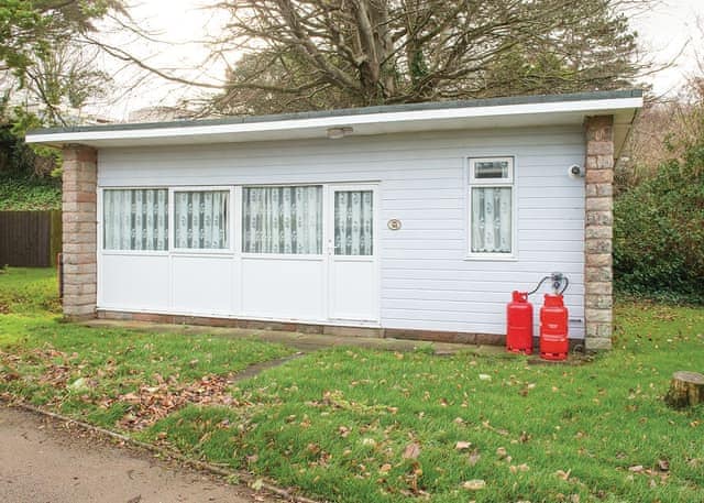 Typical CM 2 Bed Value Chalet (Pet) | Combe Martin Beach, Combe Martin