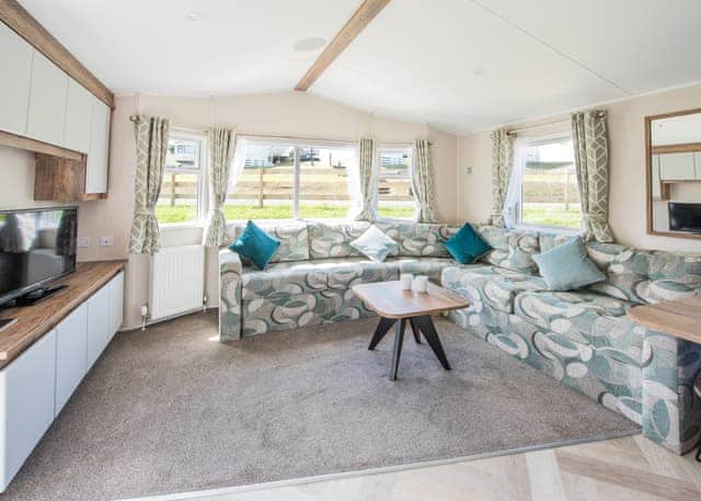 2 Bed Platinum Caravan - Combe Martin Beach, Combe Martin