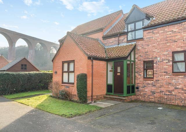 Typical Endeavour Cottage | Endeavour Cottage - Captain Cook&rsquo;s Haven, Larpool, Whitby