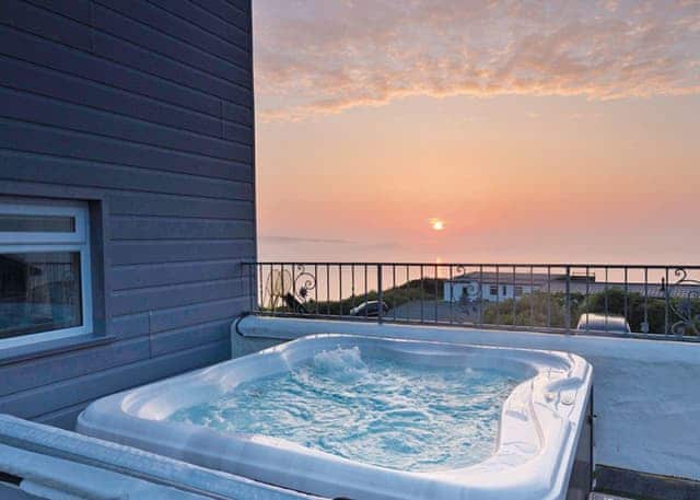 The Lookout Apartment | Fishguard Bay Resort, Fishguard, Pembrokeshire