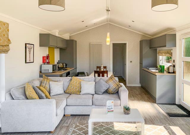 Luxury Holiday Home Hot Tub 4 - Finlake Resort & Spa, Chudleigh, Newton Abbot