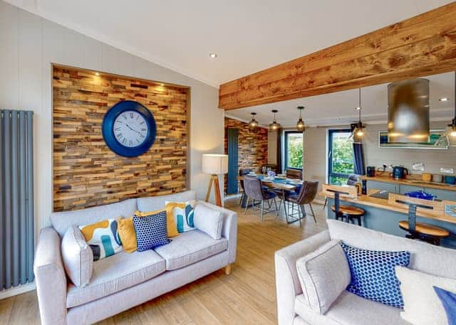 Jasmine Lodge - Florence Springs Lakeside Lodges, St Florence, Tenby