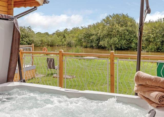 The Queens Lodge - Gadlas Park, Ellesmere
