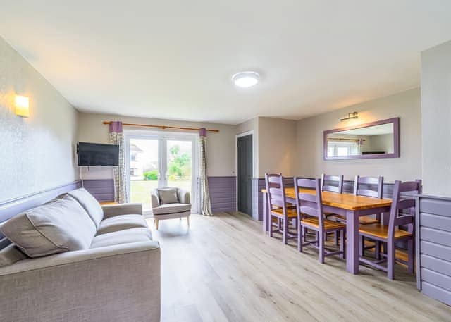Surf Wave Apartment 2 (Pet) - Golden Coast Holiday Park, Woolacombe