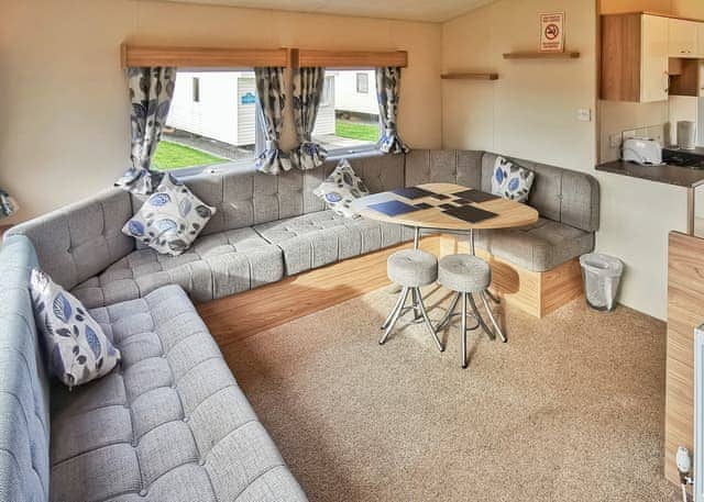 Gold Plus 2 - Grondre Holiday Park, Clunderwen, Nr Narberth