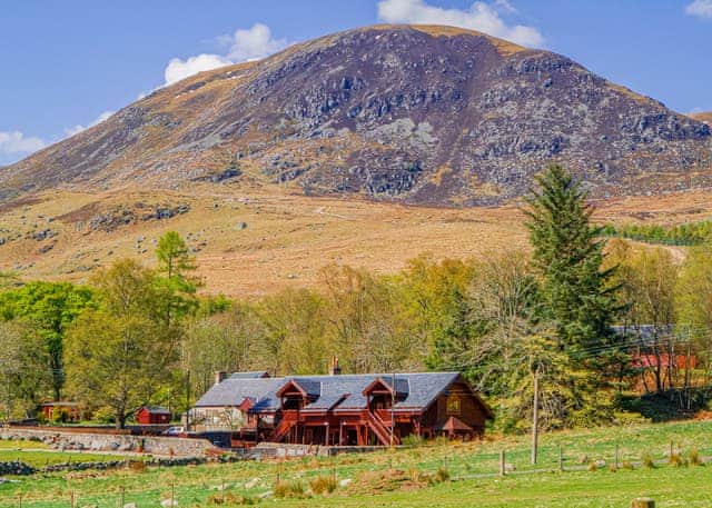 Glen Lodge - Glen Clova Lodges, Nr Kirriemuir