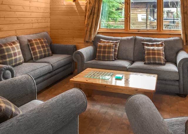Squirrel Mill Lodge - Goodiford Mill Lakes, Kentisbeare, Nr Cullompton