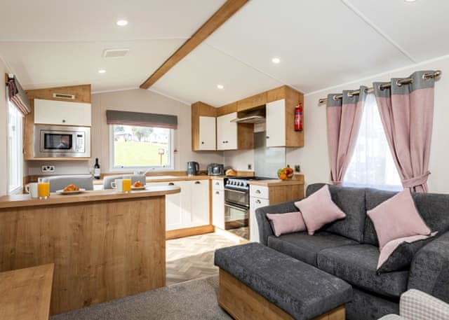 Gold Caravan 1 Sleeps 2 - Hart&rsquo;s, Leysdown, Isle of Sheppey