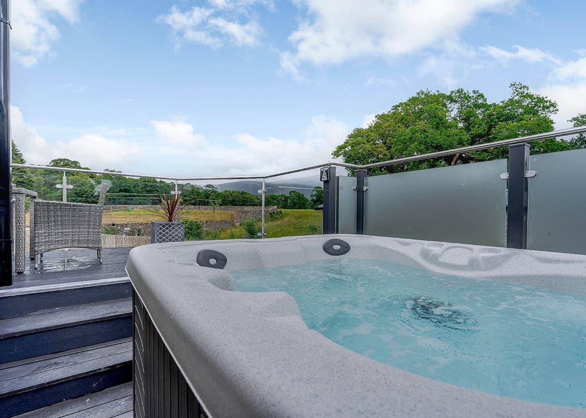 Royale Resorts at Ranksborough Hall - Oakham, Langham | Self catering  holidays and short break family holidays in Holiday Homes. Offers available  in: June, March, February, May, April