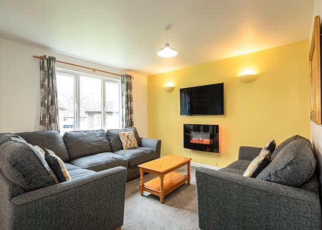 3 Bedroom Villa Sleeps 8 - Hengar Manor Country Park, St Tudy, Bodmin