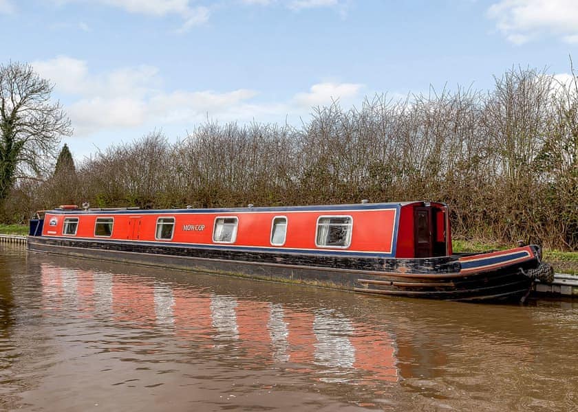 For 50k You Could Live In This Edinburgh Houseboat Edinburgh Live