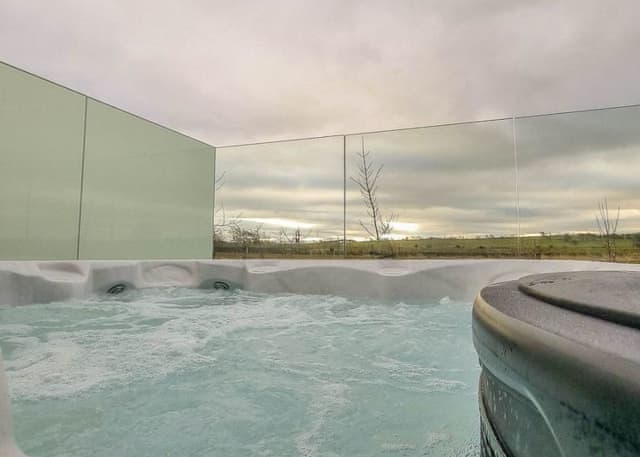 Hazelwood Deluxe Lodge - Heathergate Boutique Holiday Park, Hexham