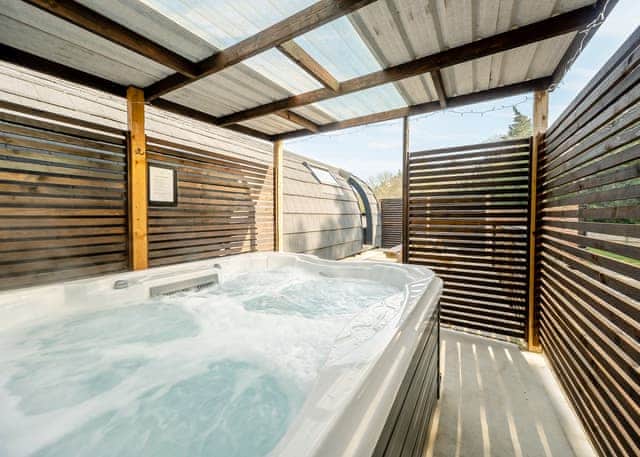 Hare Lodge - Hill Farm Retreat, Wangford, near Southwold
